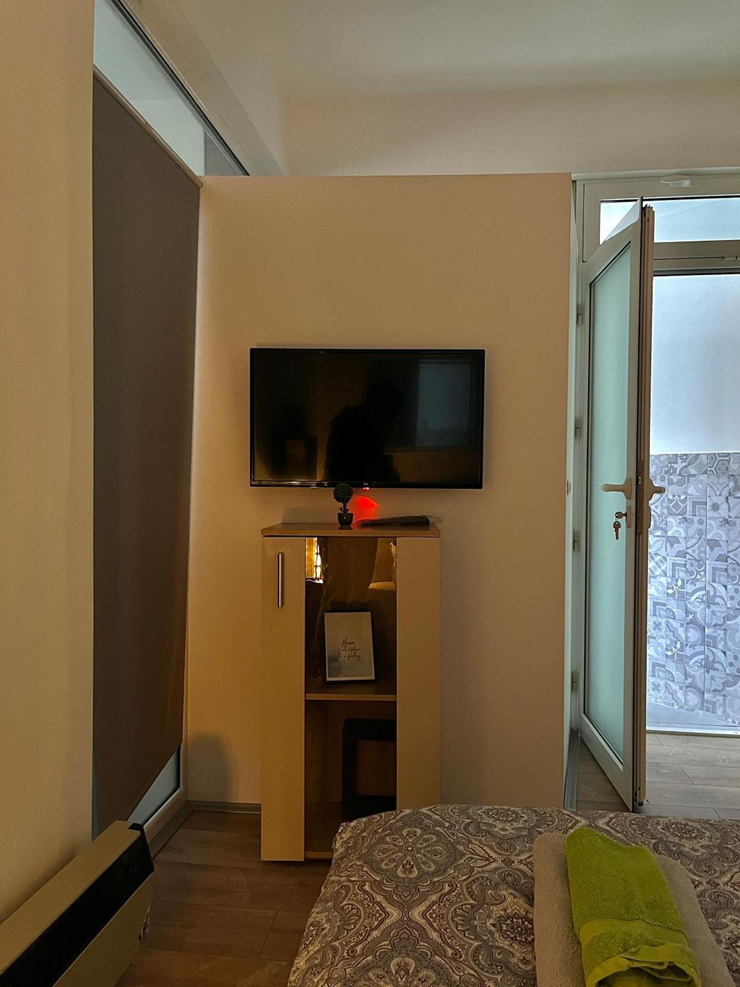 Nilton Apartmans Ni Kültér fotó